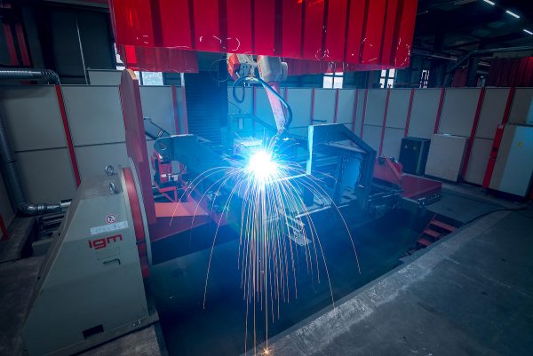 Roboter-SChweißen von Großbauteilen, Brandt-Metall, Uslar