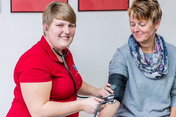 Gemeinschaftspraxis Waake - Fotos von Mitarbeitern, Räumen und Behandlungen