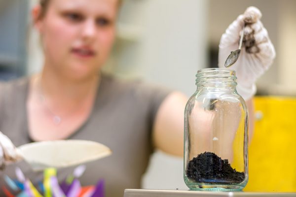 EKO-PLANT, Mitarbeiterin